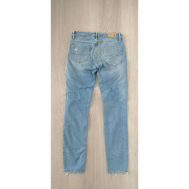 ZARA(ザラ)のZARA cutoff skinny denim レディースのパンツ(デニム/ジーンズ)の商品写真