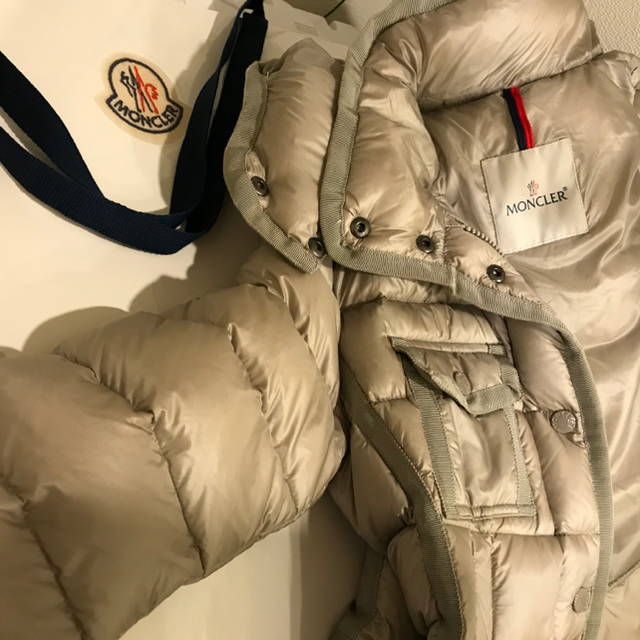 MONCLER 美品 エルミンヌ 00 シャンパンゴールドレディース