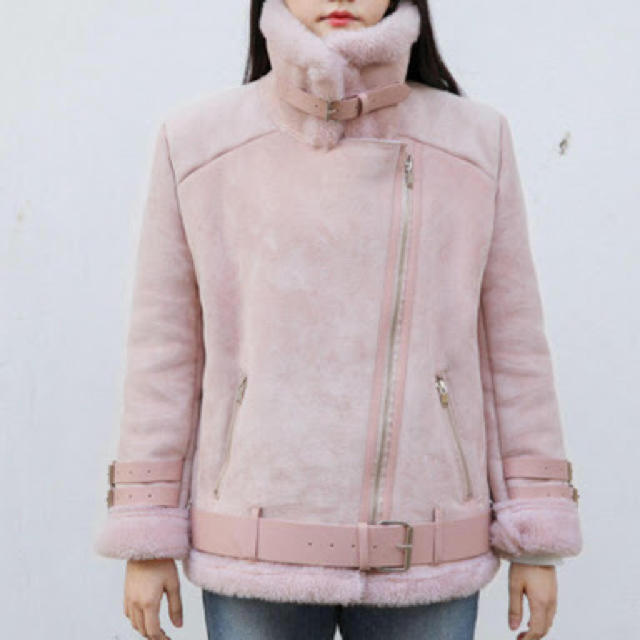 OHOTORO(オオトロ)のOHOTORO ムスタン レディースのジャケット/アウター(ムートンコート)の商品写真