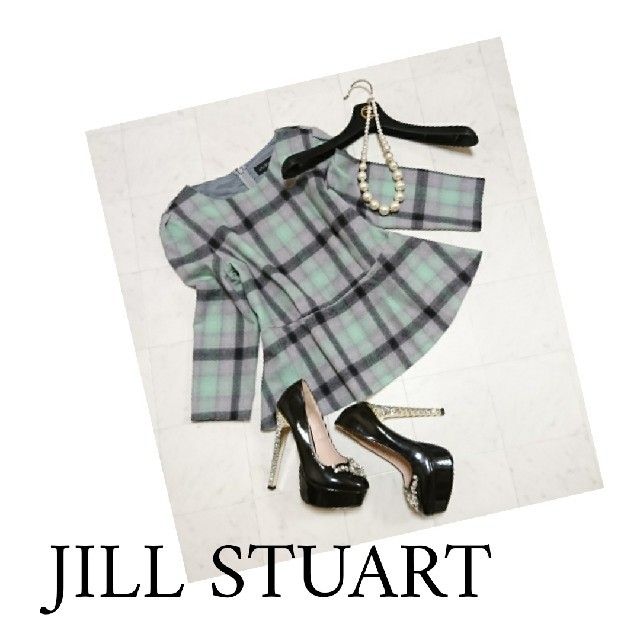 JILLSTUART(ジルスチュアート)のJILLSTUART 石原さとみ着 チェック柄トップス ペプラム レディースのトップス(カットソー(長袖/七分))の商品写真