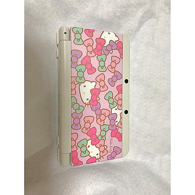 ニンテンドー3DS(ニンテンドー3DS)の♡早いもの勝ち♡値下げ♡美品♡new3DS♡ハローキティバージョン エンタメ/ホビーのゲームソフト/ゲーム機本体(携帯用ゲーム機本体)の商品写真