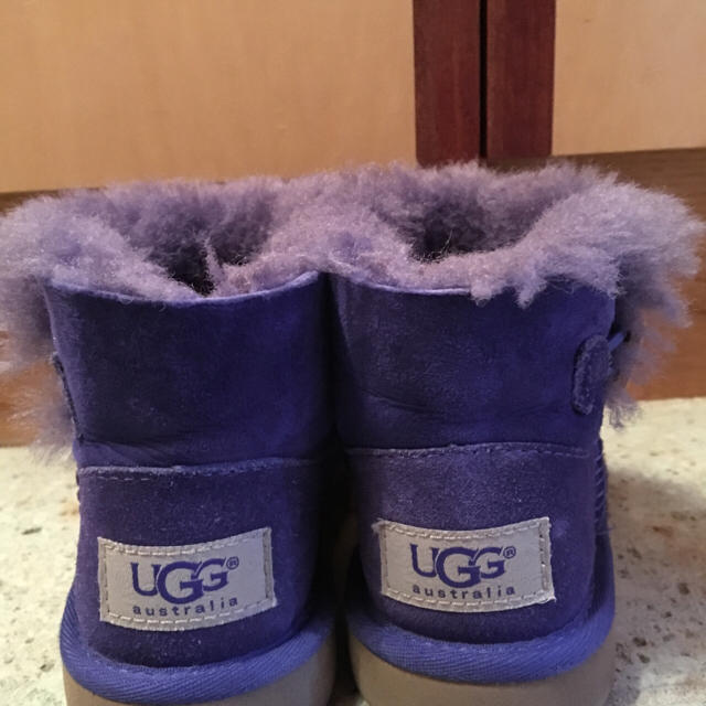 UGG(アグ)のUGG ブーツ パープル 16cm キッズ/ベビー/マタニティのキッズ靴/シューズ(15cm~)(ブーツ)の商品写真