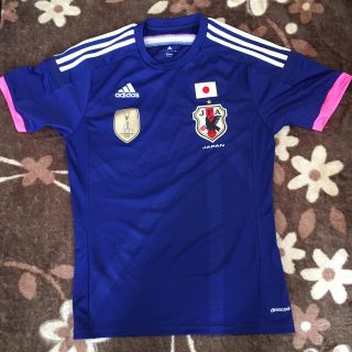 アディダス(adidas)のW杯シーズン到来！女子はなでしこジャパンのユニフォームで応援しよう♪(応援グッズ)