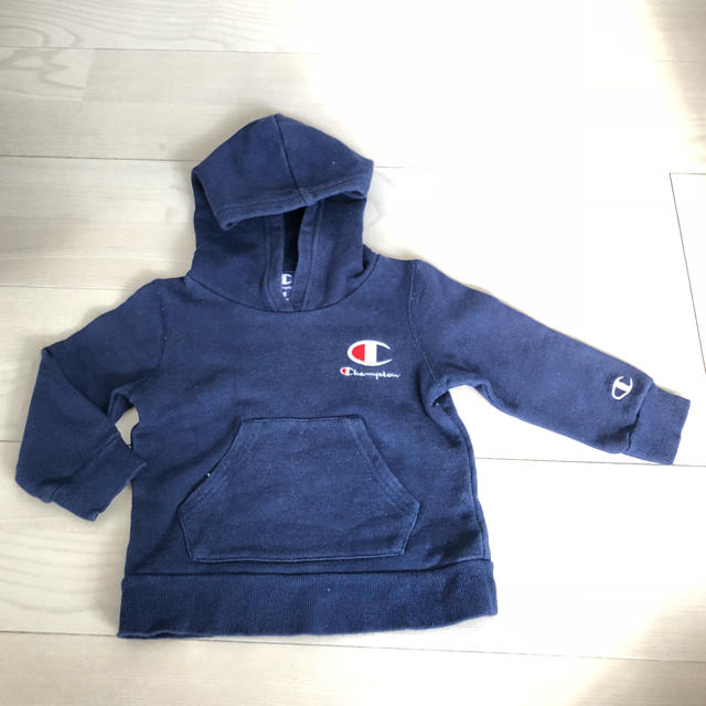 Champion(チャンピオン)のchampion♡パーカー 90 キッズ/ベビー/マタニティのキッズ服男の子用(90cm~)(ニット)の商品写真