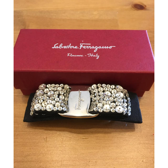 Salvatore Ferragamo(サルヴァトーレフェラガモ)のフェラガモ  バレッタ レディースのヘアアクセサリー(バレッタ/ヘアクリップ)の商品写真