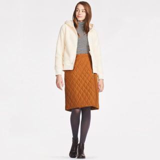 ユニクロ(UNIQLO)の新品 ユニクロ　ブロックテックフリースボアパーカ（長袖）　オフホワイト XL(パーカー)