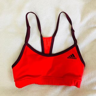 アディダス(adidas)のアディダス  スポーツブラ Sサイズ(トレーニング用品)