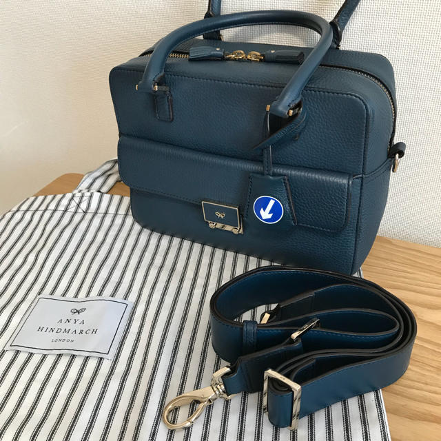 年中無休】 ANYA HINDMARCH - 美品 アニヤハインドマーチ カーカー