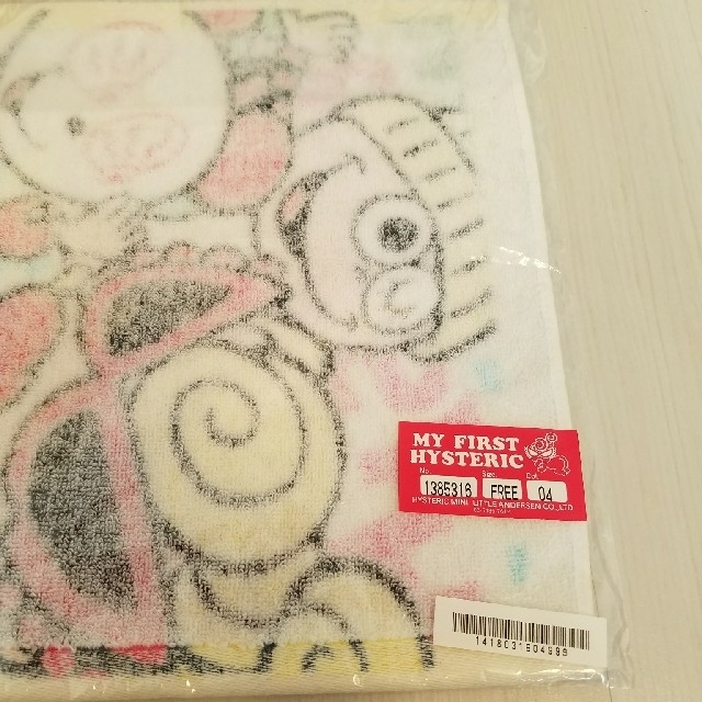 HYSTERIC MINI(ヒステリックミニ)のお値下げ💴hysteric Mini タオルハンカチ　新品 キッズ/ベビー/マタニティのキッズ/ベビー/マタニティ その他(その他)の商品写真