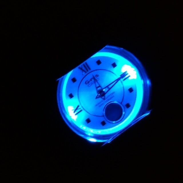 Baby-G(ベビージー)の電波ソーラー　腕時計　CASIO Baby-G msg-1200d　シルバー レディースのファッション小物(腕時計)の商品写真