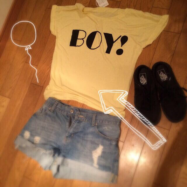 GRL(グレイル)の未使用☆BOY! Tシャツ レディースのトップス(Tシャツ(半袖/袖なし))の商品写真