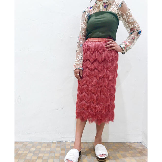 ROSE BUD(ローズバッド)のROSE BUD フリンジスカート レディースのスカート(ひざ丈スカート)の商品写真