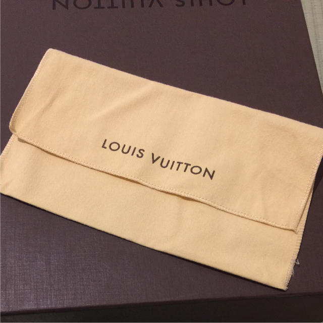 LOUIS VUITTON(ルイヴィトン)の楓ちゃん専用 ルイヴィトン 箱  レディースのバッグ(ショップ袋)の商品写真