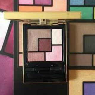 イヴサンローランボーテ(Yves Saint Laurent Beaute)の最終お値下げイブサンローランクチュールクルールパレット7パリジェンヌ(アイシャドウ)