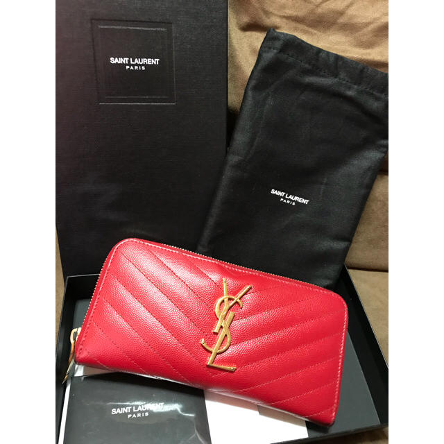 Saint Laurent(サンローラン)の【値下げしました！】イヴサンローラン長財布 レディースのファッション小物(財布)の商品写真