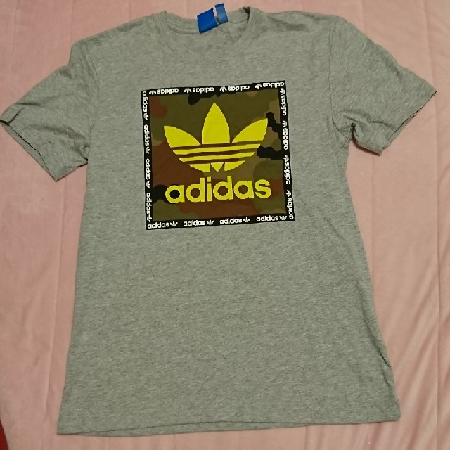 adidas(アディダス)のoriginals Tシャツ メンズのトップス(Tシャツ/カットソー(半袖/袖なし))の商品写真