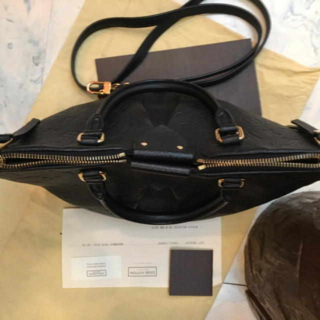 LOUIS VUITTON(ルイヴィトン)のLOUIS VUITTON.あやぽん様専用❣️ レディースのバッグ(ショルダーバッグ)の商品写真