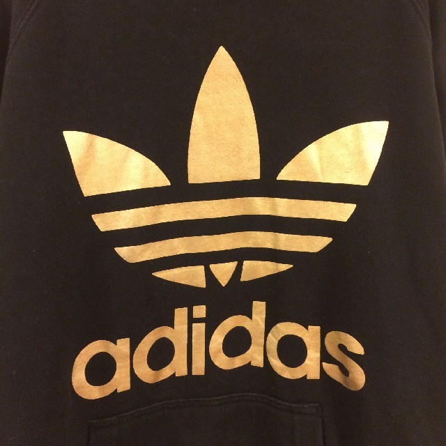 adidas(アディダス)のアディダスオリジナルス パーカー レディースのトップス(パーカー)の商品写真