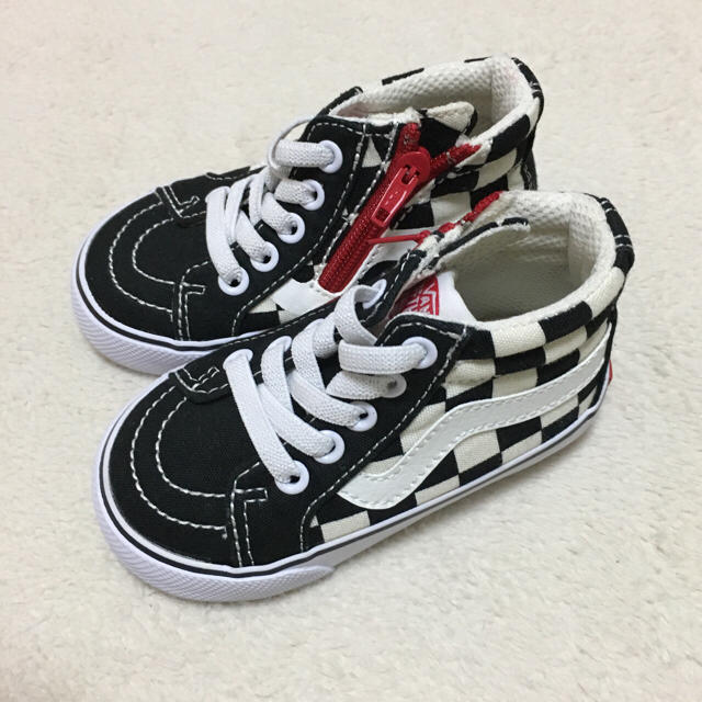 VANS(ヴァンズ)の新品 VANS キッズスニーカー キッズ/ベビー/マタニティのベビー靴/シューズ(~14cm)(スニーカー)の商品写真