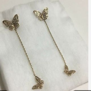 スタージュエリー(STAR JEWELRY)のスタージュエリー バタフライ喋々ピアス❤(ピアス)