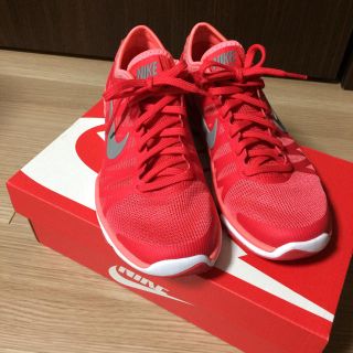 ナイキ(NIKE)のスニーカー(スニーカー)