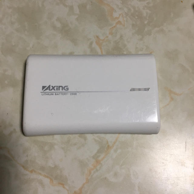 Axing モバイルバッテリー 2300maの通販 By はな S Shop ラクマ