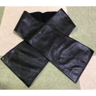 LOEWE - ロエベ ラムレザー ✖︎フェルト マフラーストールの LOEWE - ロエベ ラムレザー ✖︎フェルト マフラーストールの