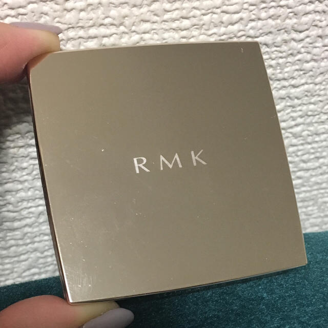 RMK(アールエムケー)の最終お値下げ)ヴィンテージスウィーツフェイスカラー コスメ/美容のベースメイク/化粧品(フェイスカラー)の商品写真