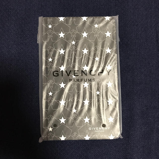 GIVENCHY(ジバンシィ)のダランカルマさま専用 インテリア/住まい/日用品の文房具(ノート/メモ帳/ふせん)の商品写真