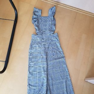 ザラ(ZARA)のZARA❤新品今季サロペット(サロペット/オーバーオール)