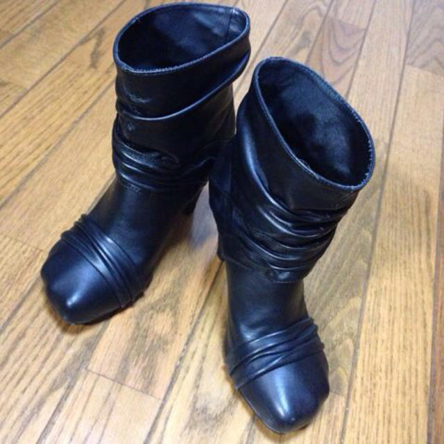 新品未使用 リミフゥ ショート丈 ハーネスブーツ 黒 S 22.5メタル