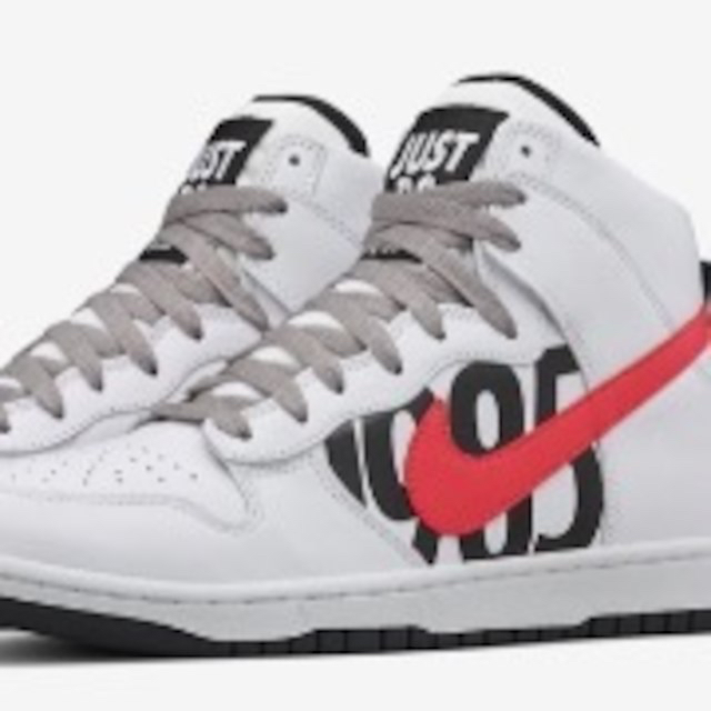 NIKE DUNK LUX アンディフィーテッド ダンク UNDEFEATED 1