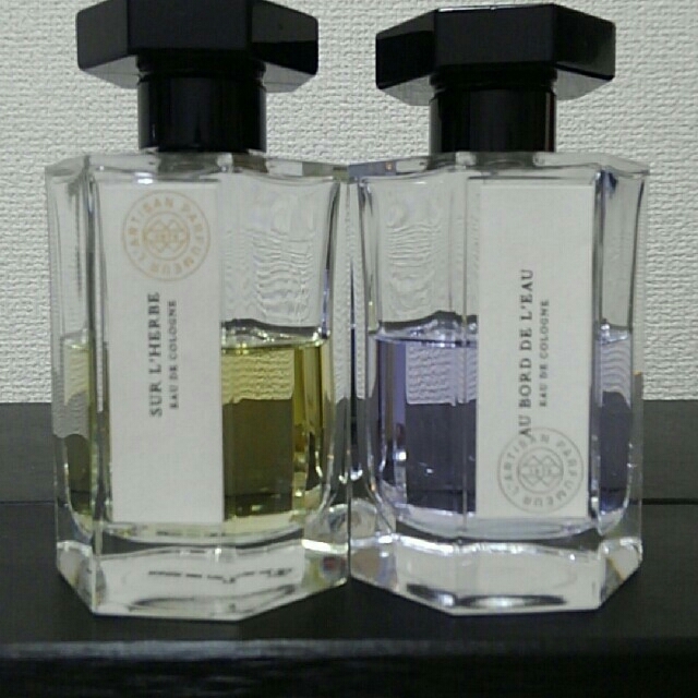 L'Artisan Parfumeur(ラルチザンパフューム)のさくら様　シュールエルブ コスメ/美容の香水(香水(女性用))の商品写真