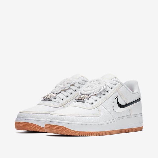 NIKE(ナイキ)のNIKE AIR FORCE 1 LOW TRAVIS SCOTT 26.5cm メンズの靴/シューズ(スニーカー)の商品写真