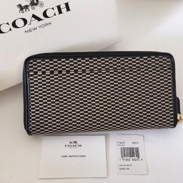 COACH(コーチ)の2017年度最新モデル【新品】COACH★ジャガード 長財布 ミルク メンズのファッション小物(長財布)の商品写真