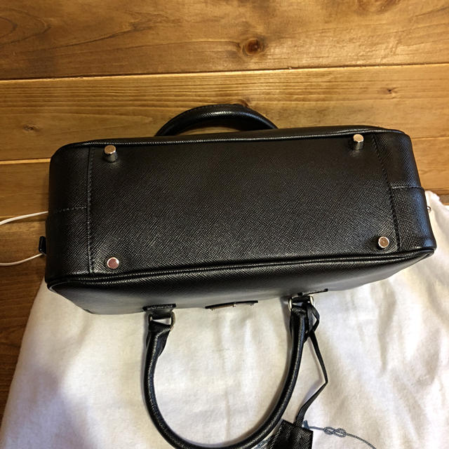 PRADA(プラダ)のプラダ   レディースのバッグ(ハンドバッグ)の商品写真