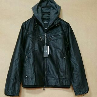 テットオム(TETE HOMME)の☆TETE テットオム フェイクレイヤード ライダース ジャケット 新品Ｌ☆(ライダースジャケット)