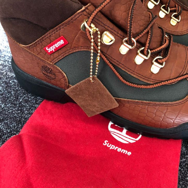 Supreme(シュプリーム)のSupreme シュプリーム Timberland ティンバーランド US11 メンズの靴/シューズ(ドレス/ビジネス)の商品写真