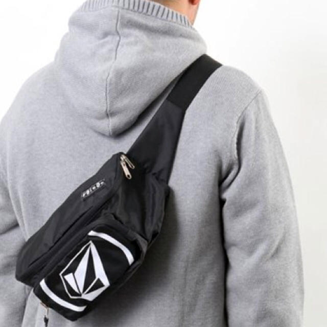 volcom(ボルコム)のVOLCOM ボルコム ボディーバッグ メンズのバッグ(ボディーバッグ)の商品写真