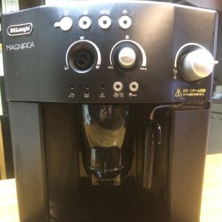 デロンギ(DeLonghi)のDeLonghi(デロンギ) 全自動コーヒーマシン ESAM1000SJ(コーヒーメーカー)