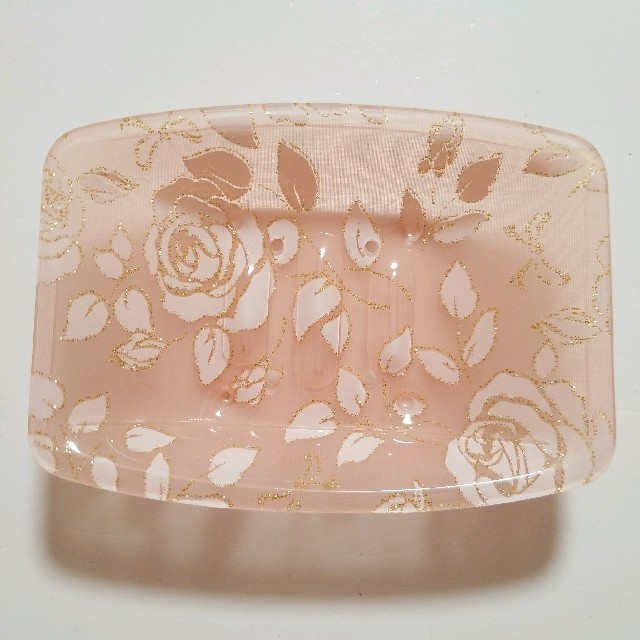 石鹸置き　ピンク　薔薇柄 コスメ/美容のボディケア(ボディソープ/石鹸)の商品写真