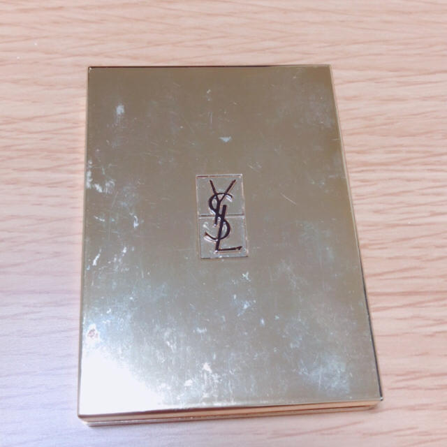 Yves Saint Laurent Beaute(イヴサンローランボーテ)の最終値下げ YSL ♡ アイブロウパレット コスメ/美容のベースメイク/化粧品(アイシャドウ)の商品写真