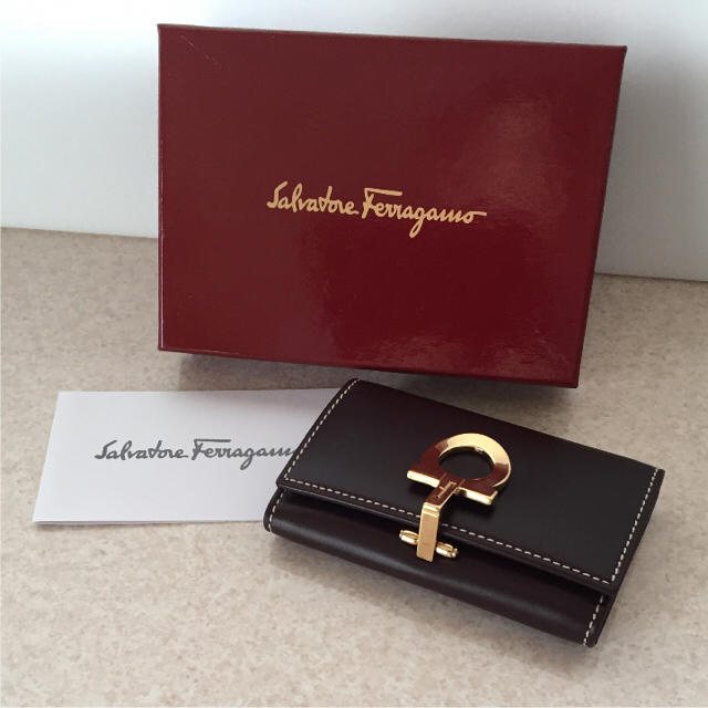 Ferragamo - フェラガモのキーケース 6連 お箱ありの+inforsante.fr