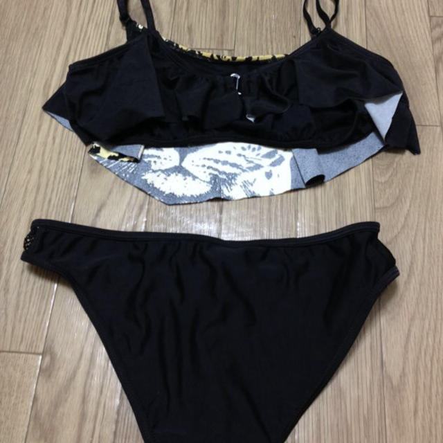 FOREVER 21(フォーエバートゥエンティーワン)の黒★ヒョウ顔 派手水着セット★ レディースの水着/浴衣(水着)の商品写真