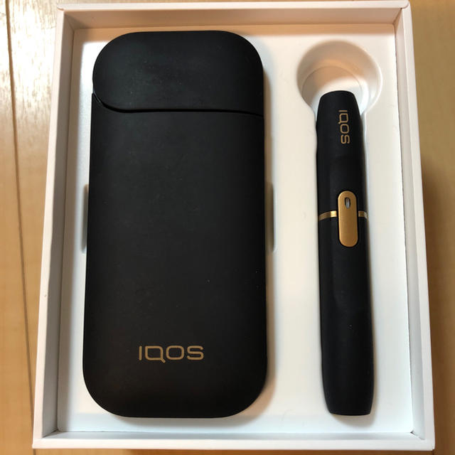 IQOS(アイコス)のIQOS 2.4 Plus NAVY 本体 美品 アイコス ネイビー 正規店購入 メンズのファッション小物(タバコグッズ)の商品写真