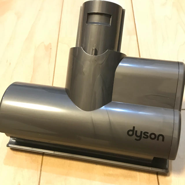 Dyson(ダイソン)のダイソン アタッチメント スマホ/家電/カメラの生活家電(掃除機)の商品写真
