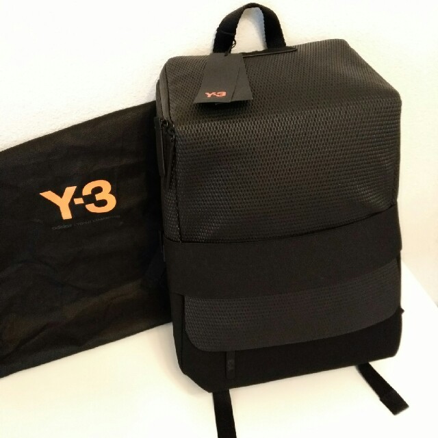 Y-3(ワイスリー)の【kai様　専用商品】新品　Y-3 QASA AIR BACKPACK

 メンズのバッグ(バッグパック/リュック)の商品写真