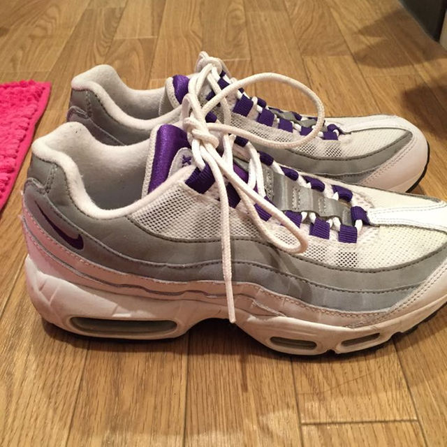 NIKE(ナイキ)の【hn様専用】25cm NIKE AIR MAX OG 95 GRAPE レディースの靴/シューズ(スニーカー)の商品写真