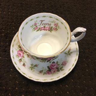 ロイヤルアルバート(ROYAL ALBERT)のROYAL ALBERTのティーカップ(グラス/カップ)