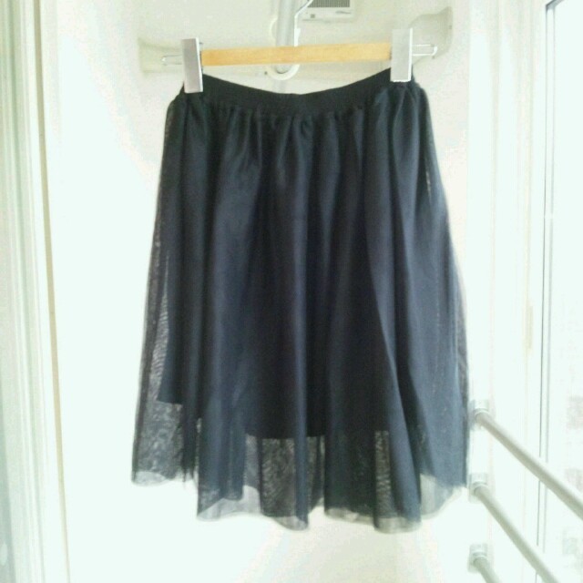 salus(サルース)のsalus☆ブラックチュールスカート レディースのスカート(ひざ丈スカート)の商品写真